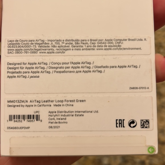 Apple air tag leather loop forest green NWT - Picture 4 of 4